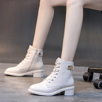 Martin boots womens shoes 2021 new autumn and winter English wind rough heel with middle heel plus velvet boots thin beige White