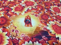  Red Light piano backing vocals quilt has been cleaned with stains Second-hand thrift nostalgic Cultural Revolution props