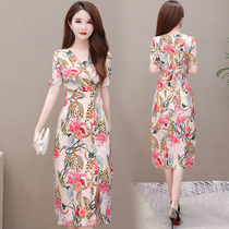 Female dress chiffon summer 2020 new long temperament waist slim floral dress