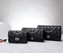 2020 new bag full sheepskin leather womens bag small fragrance style diamond chain fashion single shoulder messenger bag