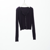 Now wearing just Nordic order purple temperament wool small V collar thin knit-shirt shorts for a hitch
