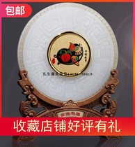 Golden pig gift ornament glass jade zodiac pig glass jade plate 2019 New Year decoration home furnishing to send customer leadership