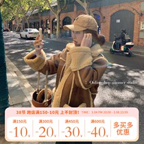 Summer home tailoring Thickened Lamb Suede Fried Street Foreign Air Jacket Lady Autumn Winter Lamb Fur Fur Integral Locomotive Clothes