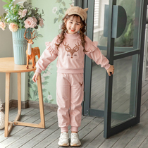 Boat rat girl velvet suit winter thickened 2020 new two-piece set of foreign style Korean embroidery corduroy sweater