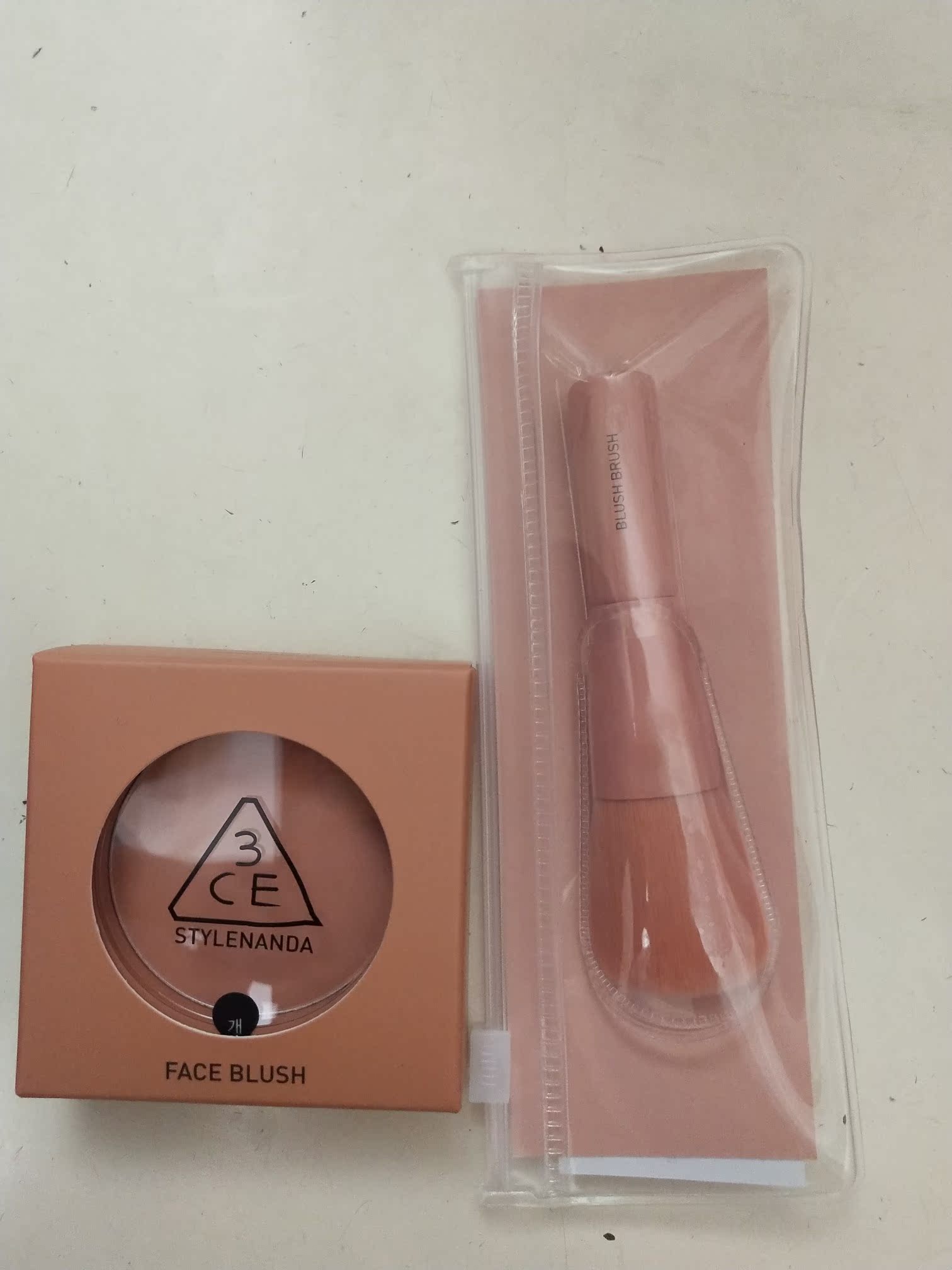 真实解析3ce在韩国腮红/胭脂好用吗?怎么样呢?优缺点爆料测评