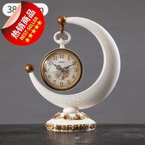 Clock Crescent pendulum clock creative decorative seat clock pendulum ◆ new products ◆ piece living room desktop clock home European-style clock