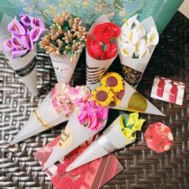 Small frescoed paper Flower Mini little bouquet ins Teachers Day 7 New Years Eve gift box greeting card matching spot