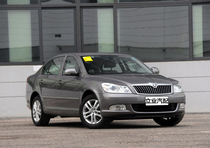 Skoda Ming sharp 10-13 Headlight Bracket Headlights Base sharp front headlamps Fixed bracket Original car quality