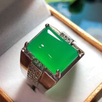 Drain a piece of ice bottom ancestral green ring Ice-through glass planted with large egg-face ring adjustable