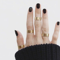 Left ear) titanium steel glossy ring European and American neutral mix and match cold wind simple couple ring fashion INS Net red tide