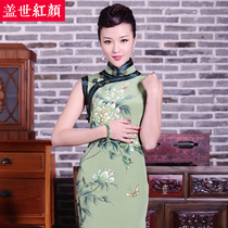 Furious beauty silk Cheongsam spring and summer new retro hand-painted long Cheongsam dress banquet dress dew fragrance