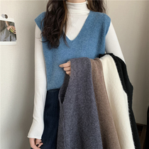 2022 Spring and autumn new ladies trendy fashion design sensation small crowdwear vest knit waistcoat for autumn and winter horse