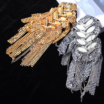 Leven Jubilee Children Accessories Walk Show Ornaments Golden Inlaid Drill Personality Silver T Chest Needle Shoulder Zhang Juvenile