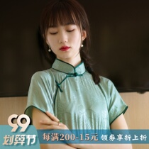 Dongling has Jade spring and summer silk jacquard satin a city of wind imitating flowers retro Republic of China style ancient cheongsam