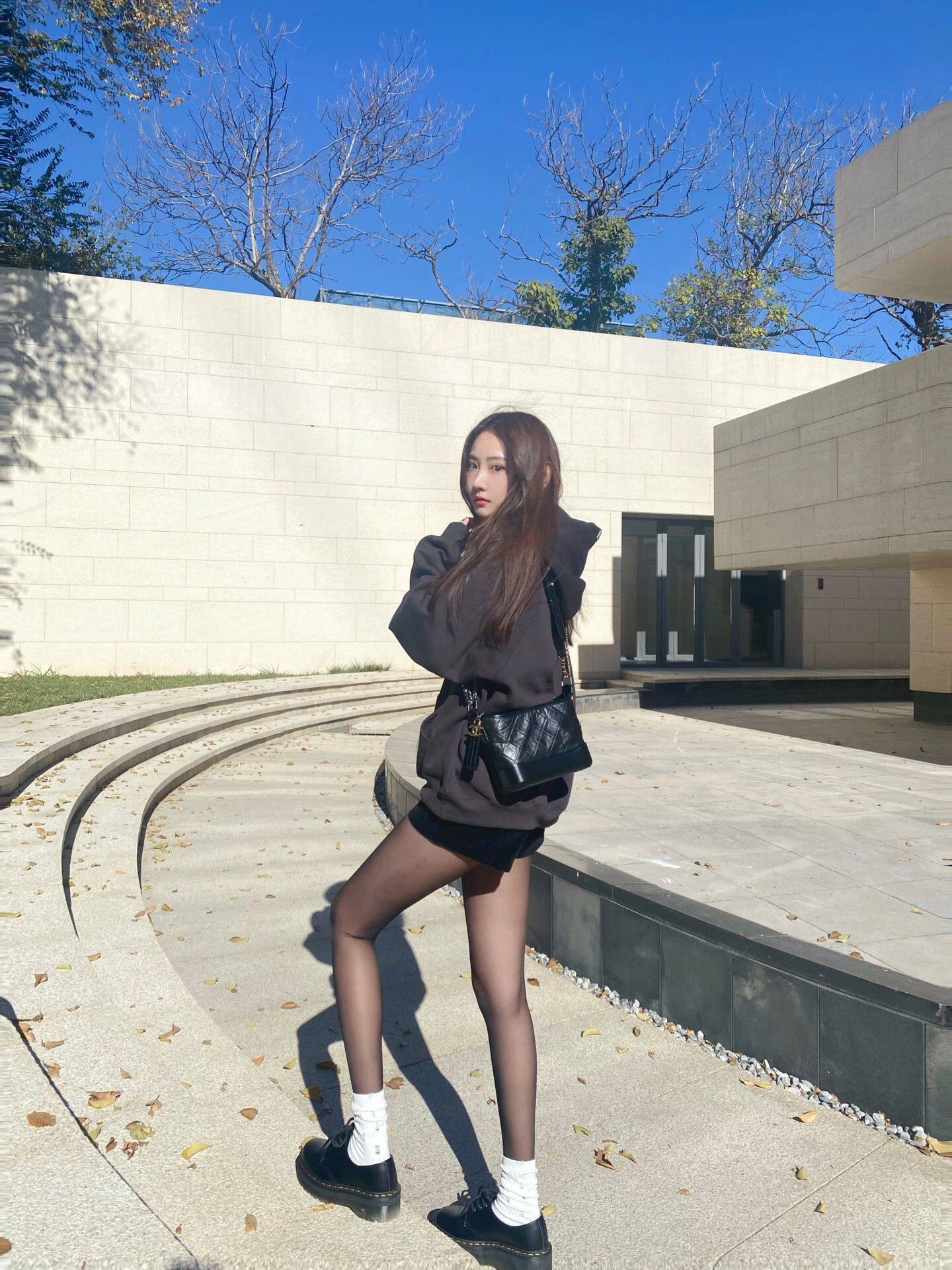 小野和子冬季黑丝光腿神器 加绒双层设计保暖不臃肿 替换装方便实用