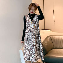 Pregnant women Autumn high neck top vest dress set 2021 new long size loose dress two-piece