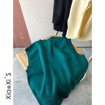 Xiao Xi Jia) solid color v-neck knitted vest womens 2021 New Wild loose short sweater