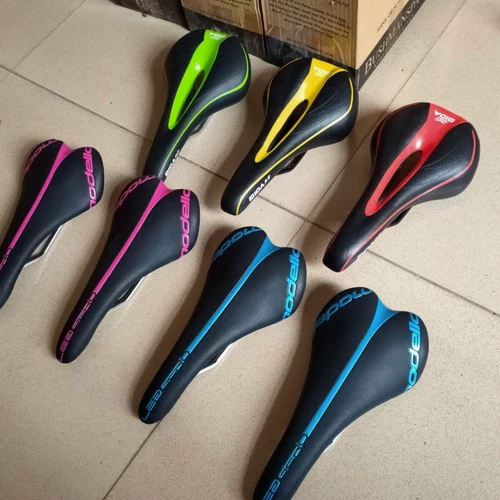 Qida Hollow Cushion не покроется подушкой черной красный/черный синий/черный и желтый/черный и зеленый седло с подушкой