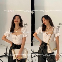 Reformation Zhou Yutong all-match bubble sleeve shirt with the same paragraph short high waist 20 summer women