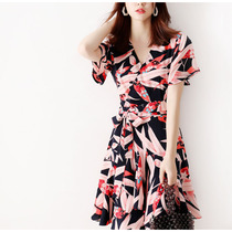 Japanese womens summer new commuter display white thin v-collar wrap print small dress dress women