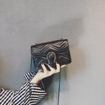  Leather texture small bag 2021 new net red wild simple mini retro shoulder oblique cross chain mobile phone bag