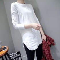 2021 early autumn new Korean version wild long-sleeved white cotton t-shirt loose medium-long bottom shirt top women