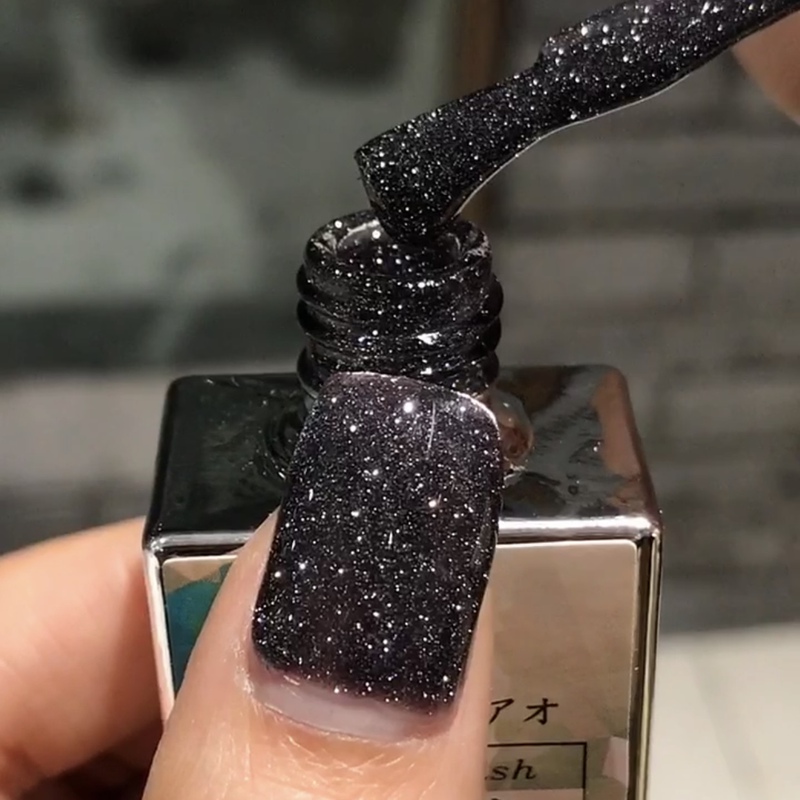 Nail Art 2025 Spring and Summer New Style Disco Gel Luminous Dazzling Diamond Gel Reflective Flash Nail Polish Gel Pure Black