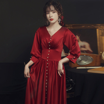 Fa-style retro toast bridal wine red color normal to wear 2021 new V collar wedding gowns long and thin