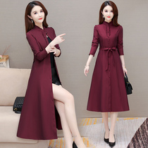 Fashion age reduction windbreaker thin lady foreign style this year popular female high-end 2021 early autumn new coat spring and autumn