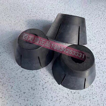 Professional skating pile at the swing point for professional sign blocks on the 100 Condensation Shield Ice