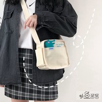  Japanese Harajuku retro Hong Kong style messenger bag female ins Korean version of the brush street Bundy small bag student shoulder canvas bag