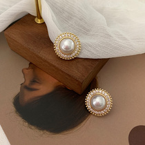 Shining pearl stud earrings 2021 new trend South Korea Dongdaemun earrings temperament socialite high-grade sense earrings