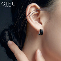 High-grade sense stud earrings niche 925 sterling silver earrings womens black temperament earrings ear buckle French retro Port style commuter