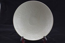 Jingdezhen antique porcelain Song Dynasty Ding kiln carving Mandarin duck picture bowl antique antique porcelain collection