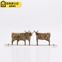 New Chinese Creative Home Book House Metal Sculptures Bull Soft-fit Swing-style Inter Guan Guanguan Wine Cabinet TV Cabinet Furnishing