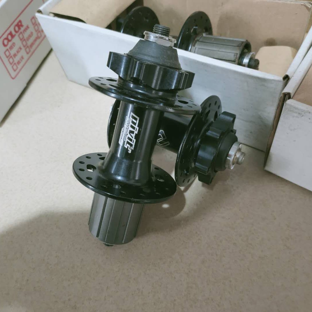 Respect wheel FORMULA bearing disc brake flower drum Palin disc brake flower drum 32 holes mountain bike flower drum