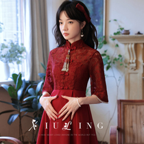 Pregnant woman brides toast with a belly 2022 new wine red conspicuos a big code gown with a slim female spring