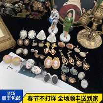 Western antique vintage cameo earrings European and American French court exquisite small retro earrings ear clips