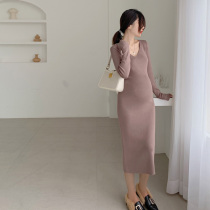 Pregnant women dress autumn Net red knitted V-neck sweater long slim slim winter base skirt commute