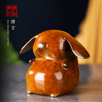 Zhu Bingren copper color pig treasure Creative copper carving pig ornaments Adorable pet home desk ornaments Office desk ornaments