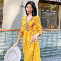 Yunnan Lijiang Tourist clothes female cotton linen National wind High waist display slim yellow long dress Out of the way to take pictures and dress skirts
