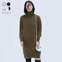 Unknown 2020 autumn and winter New Black long high neck loose size long sleeve knitted dress women