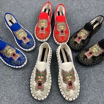 New breathable old Beijing Xia male Joker pure handmade laserbase cloth shoes lady a pedal lazy embroidery soft bottom