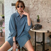 Blue denim shirt female 2021 Spring and Autumn new long sleeve Hong Kong flavor design sense loose commuter niche shirt
