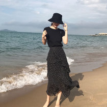 Skirt 2021 New French niche dress female summer suit waist thin temperament goddess clothes