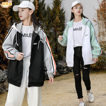 Zhongdai girl autumn winter clothing 2021 New Korean girl 12 thick 13 fleece 15 years old sweater coat foreign style