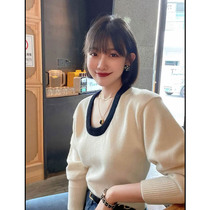 Honey color xuan lazy wind sweater womens high-end sense 2022 early autumn new color contrast U-shaped neckline sweater