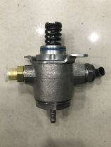 New Passat Mayu Ronghao Rui Ming Audi A4L fuel high pressure oil pump original factory 06J127025E