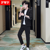 Summer Mid Sleeve Suit Suit Mens Han Version Sashimi 70% Sleeve Plaid Small Suit Three Sets Mens Half Sleeve Suits