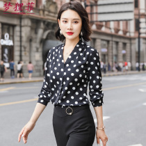 Black polka dot shirt womens long-sleeved Chiffon v-neck Western style design niche white polka dot base shirt top